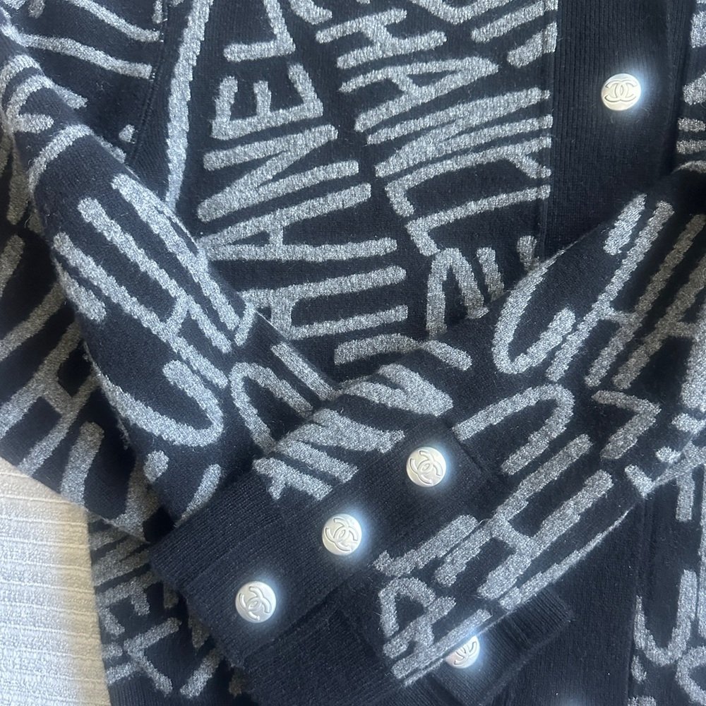 CHANEL Black and Gray Logo Hooded Jacket - Picture 3 of 8